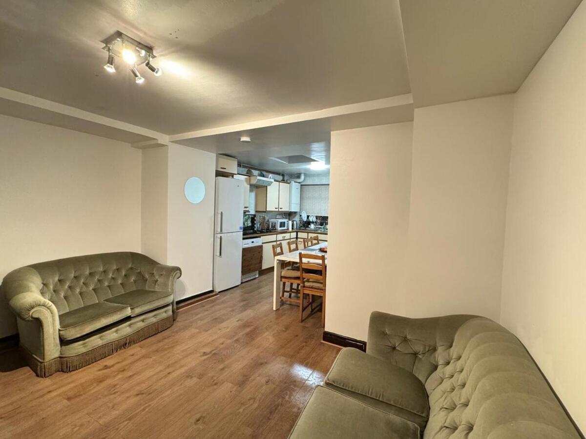 London Stockwell Station Apartment Camera foto